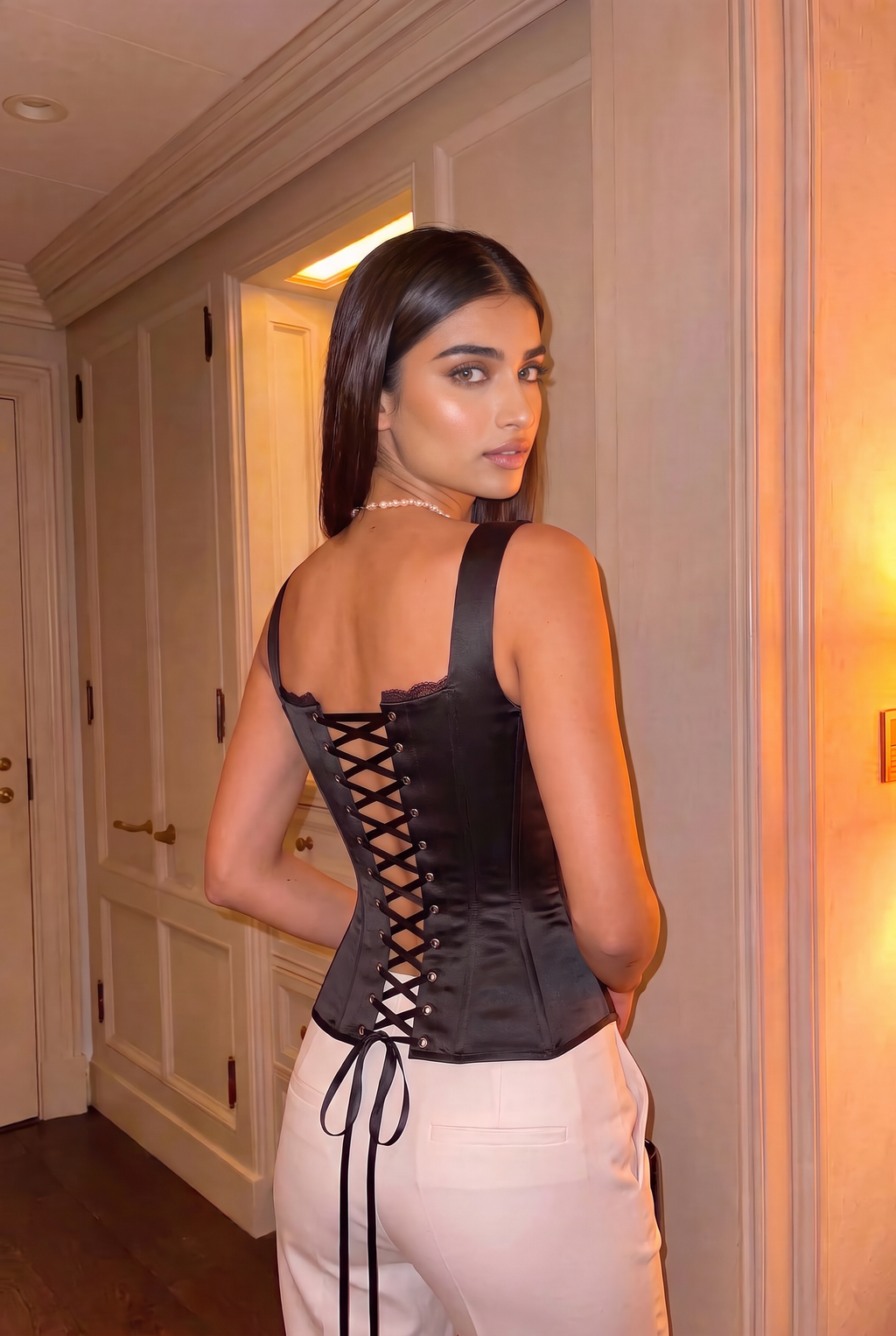 Elle La-Corset